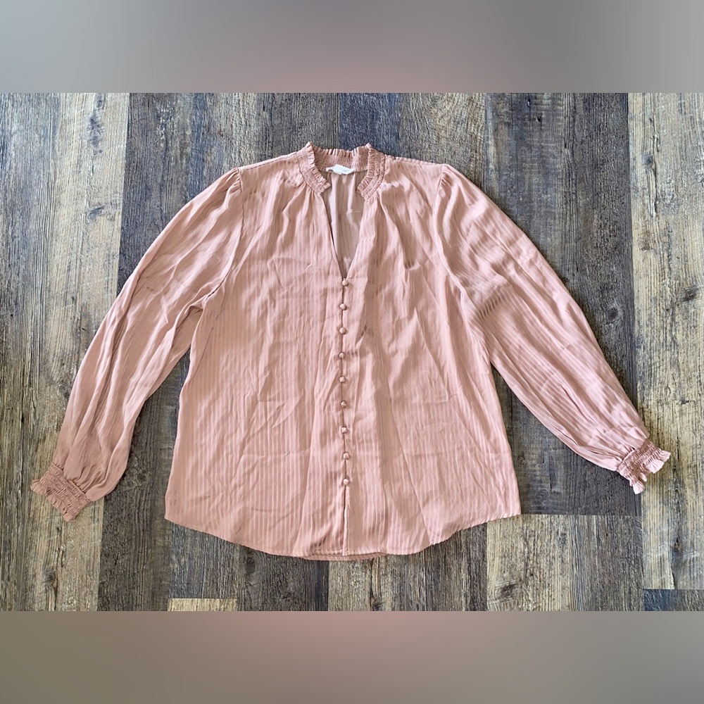Ruffle Collar Button-Front Blouse in Blush Pink
